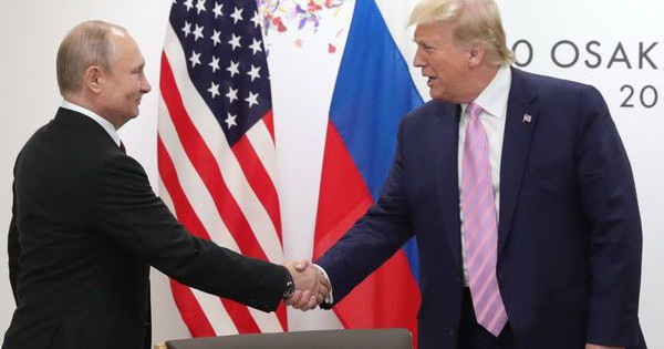 Ông Trump "dặn dò" ông Putin đừng can thiệp bầu cử tổng thống Mỹ