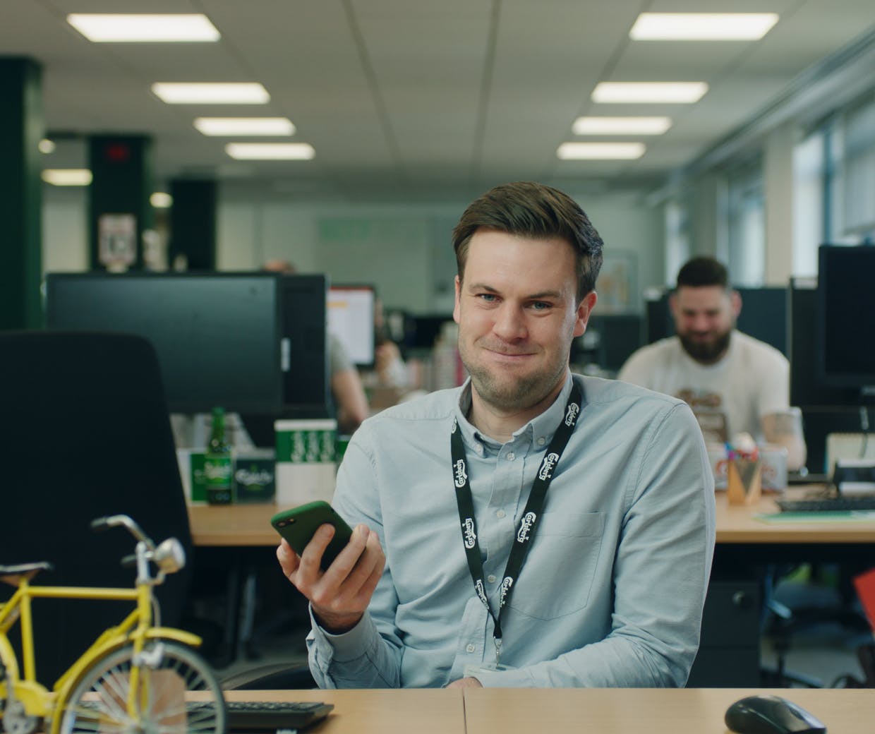 ‘Carlsberg’s ‘disruptive’ Twitter campaign tackles criticism of its beer head on