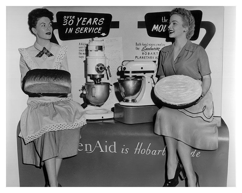 VIntage Photo Ladies with Mixer Ad (1).JPG