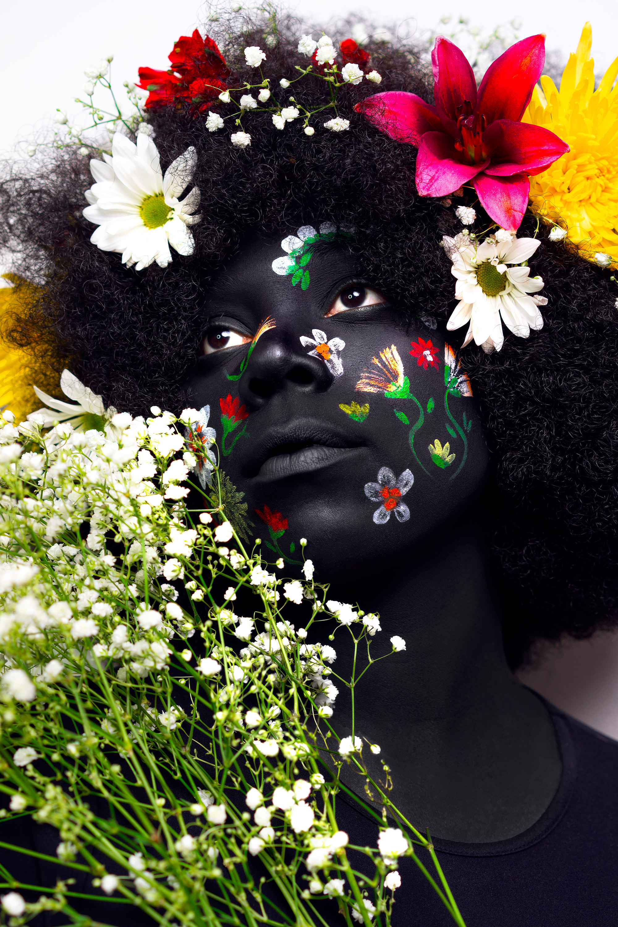 Flower-Filled Portraits by Diaja Celebrate Natural Beauty in the African Diaspora