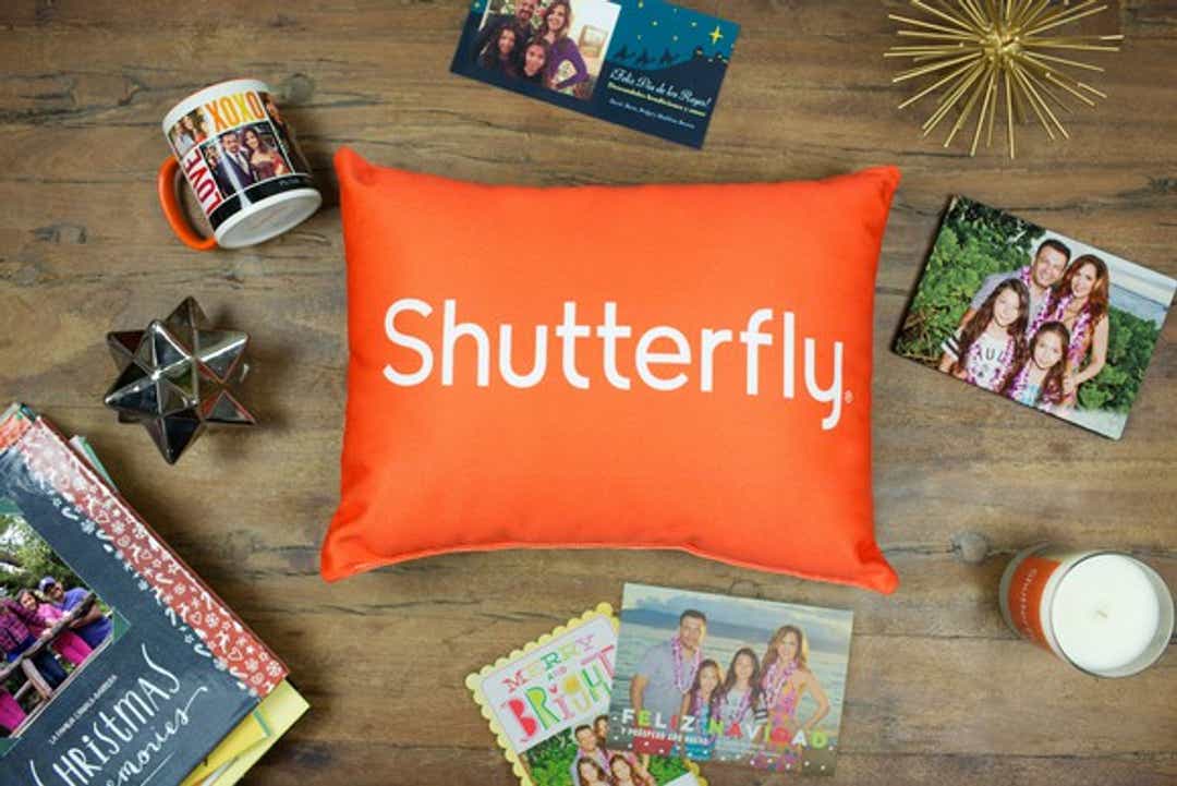 Use Shutterfly, Amazon and Snapfish to make photo book in 10 minutes