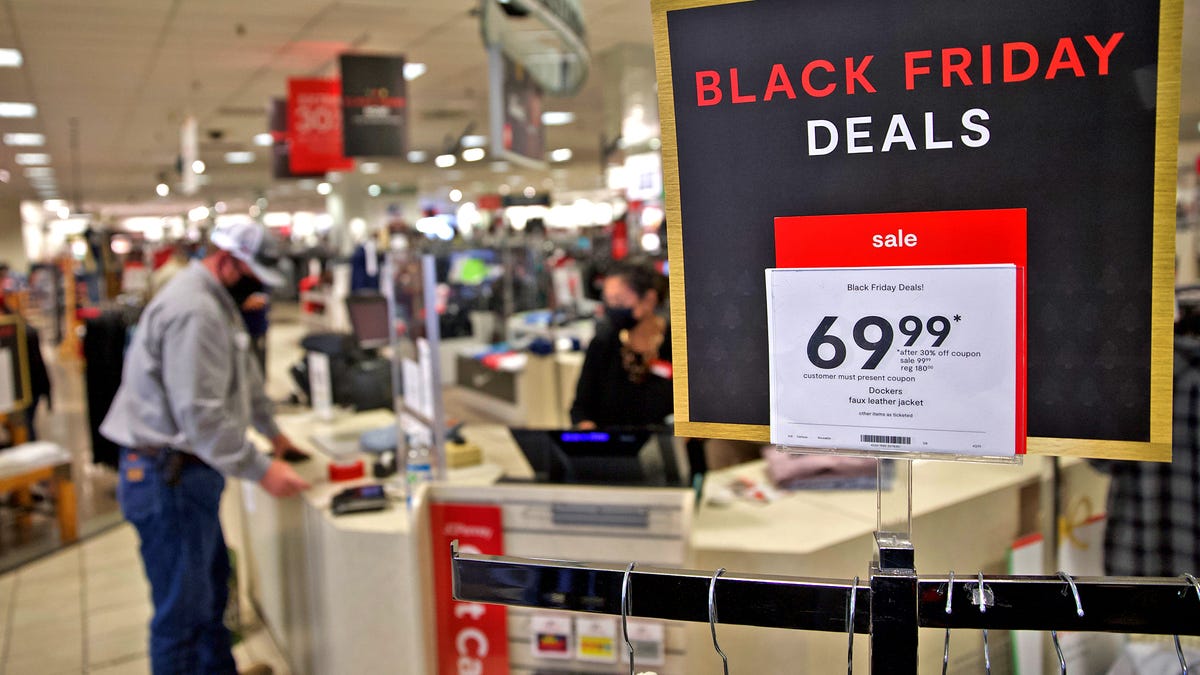 Black Friday 2020: Shopping or picking up orders? Here's when Macy's, Walmart, Kohl's, Target, other stores open.