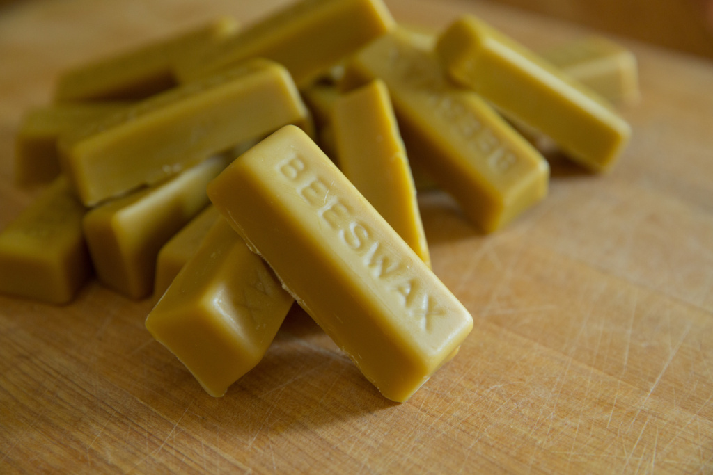 The Best Beeswax for Encaustic Painting, Candle Making, and More