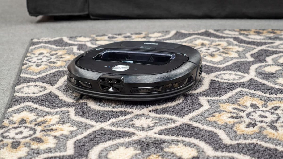 This Eureka robot vacuum performs like our favorite Roomba—and it's just over $100
