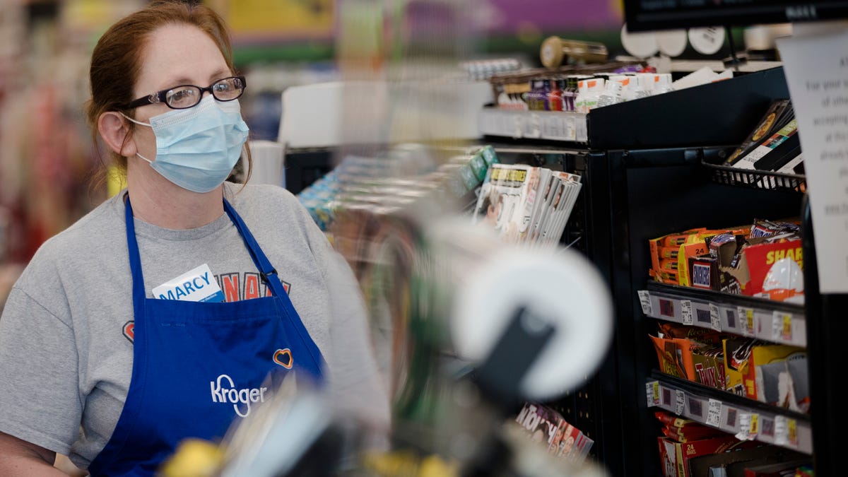 Kroger will pay workers $100 to get vaccinated against COVID-19