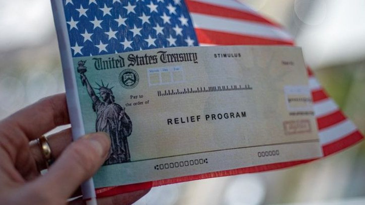 When will I get my third stimulus check? IRS begins sending first round of $1,400 COVID-19 relief payments this weekend