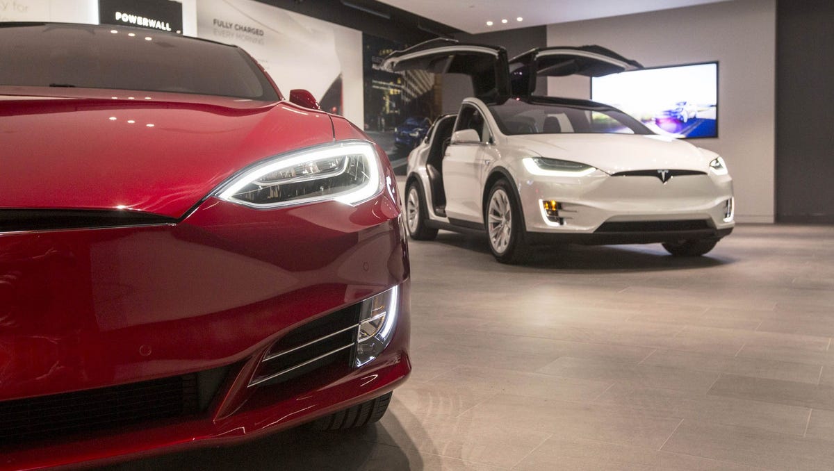 Will dealership, service centers give Detroit automakers an edge over Tesla?