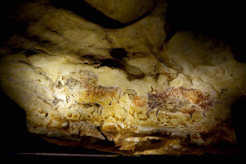 Ancient Cave Painters May Have Experienced Hallucinations, Study Finds