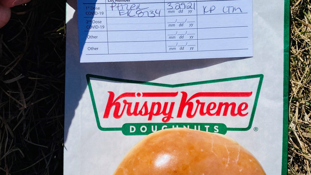 COVID vaccine freebies like gift cards, Krispy Kreme donuts: Good or bad way to incentivize shots?