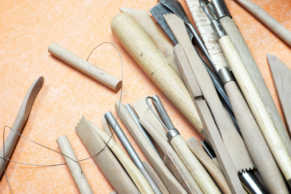 Perfect Your Pottery With the Best Tool Sets for Ceramics